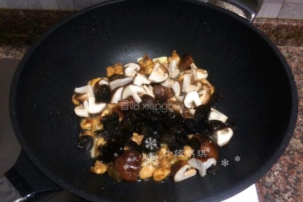 香菇滑鸡的做法图解10