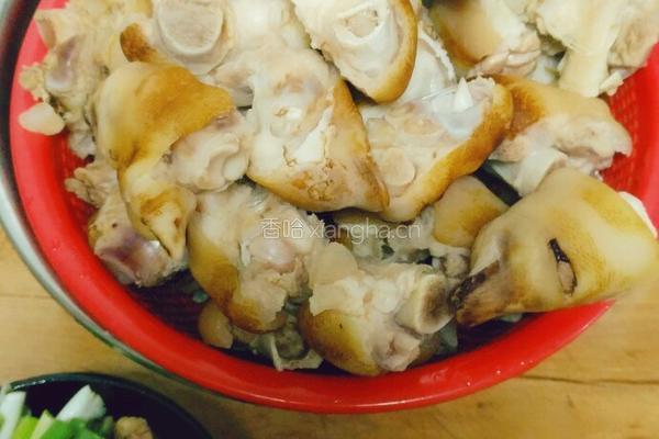 红烧黄豆炖猪蹄的做法图解5