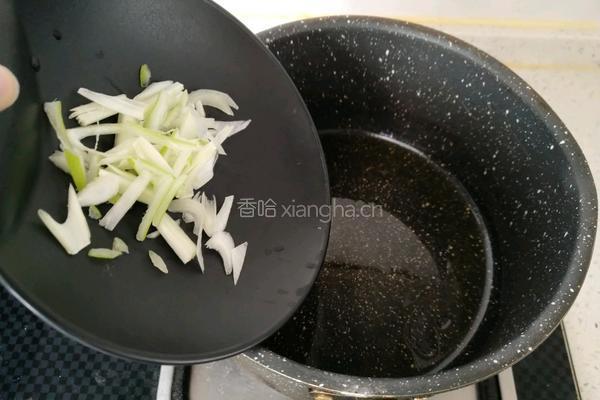 韭香花蛤海鲜汤的做法图解6