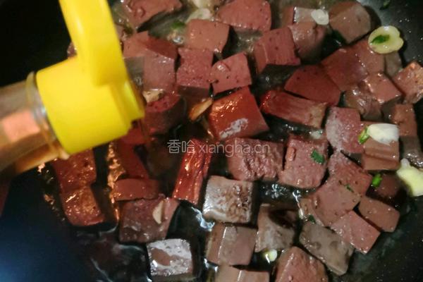 焖猪红的做法图解10