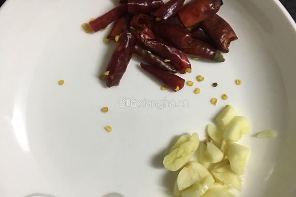腊肉炒四季豆的做法图解3
