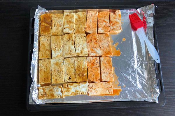 风味烤豆腐的做法图解5