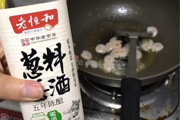 虾仁蛋炒饭的做法图解3