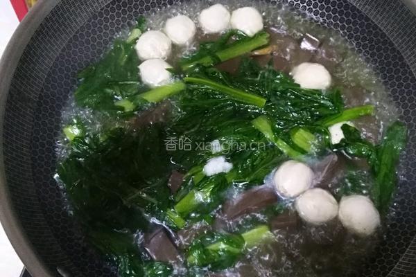 青菜肉丸牛血汤的做法图解4