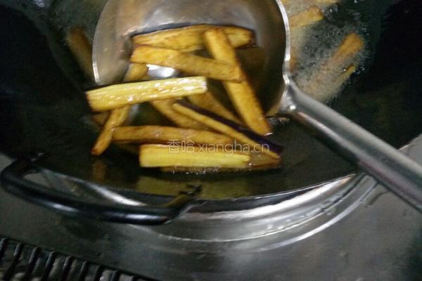 咸鱼茄子煲的做法图解3