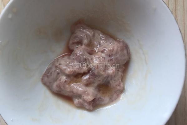 蒜苔炒肉的做法图解1