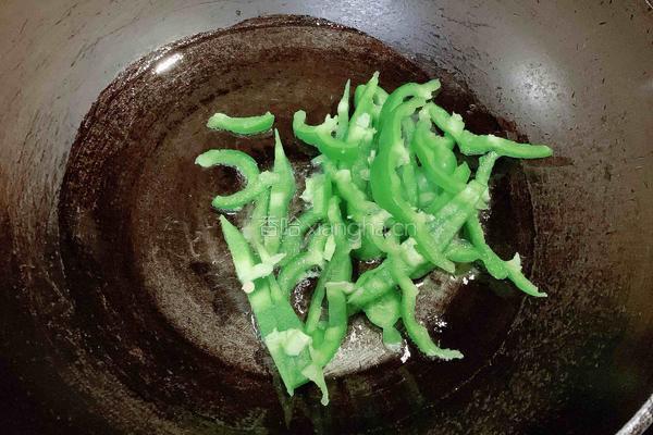 菜椒炒鸭肫的做法图解4