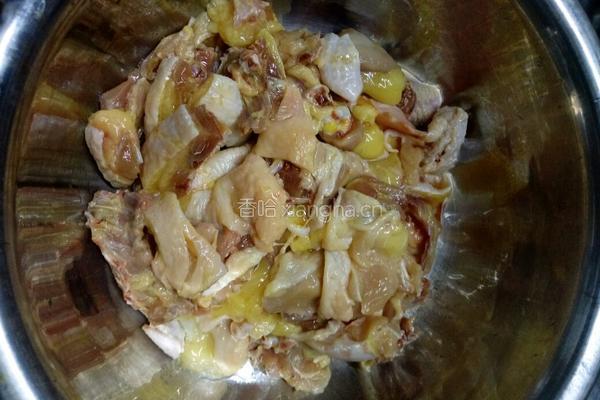 香菇蒸鸡的做法图解1