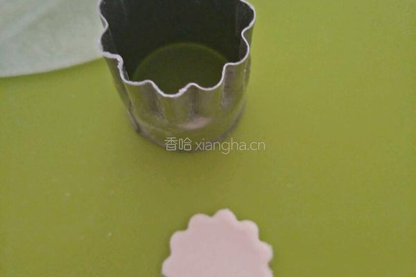 翩翩起舞的花蝴蝶馒头的做法图解23