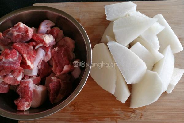 花椒牛肉萝卜汤的做法图解1