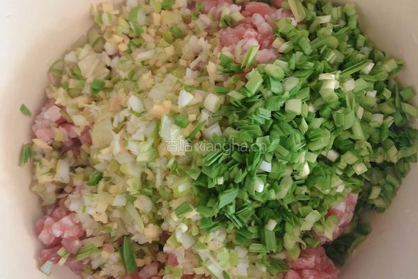 荠菜鲜肉煎包的做法图解5
