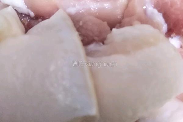 竹笋炒猪肉的做法图解3