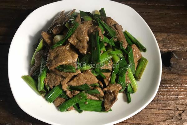 蒜苗炒猪肝的做法图解14