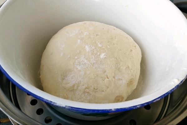 韭菜菠菜素包子的做法图解4