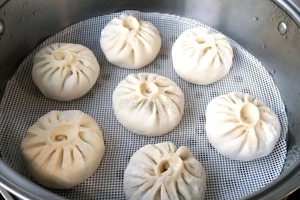 韭菜菠菜素包子的做法图解16