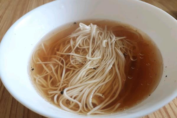 蒜苗香香汤面的做法图解4