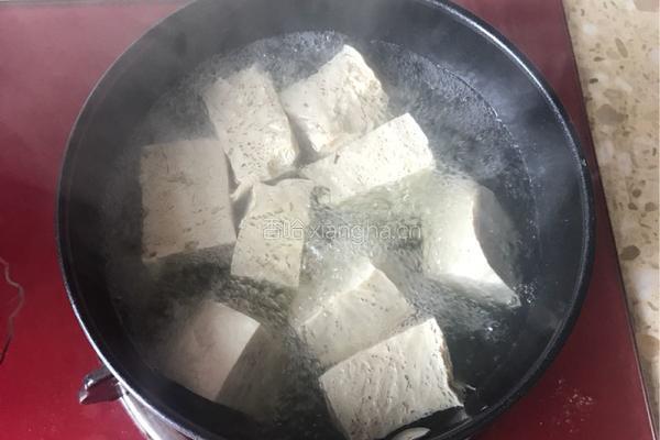 酸菜粉丝冻豆腐的做法图解2