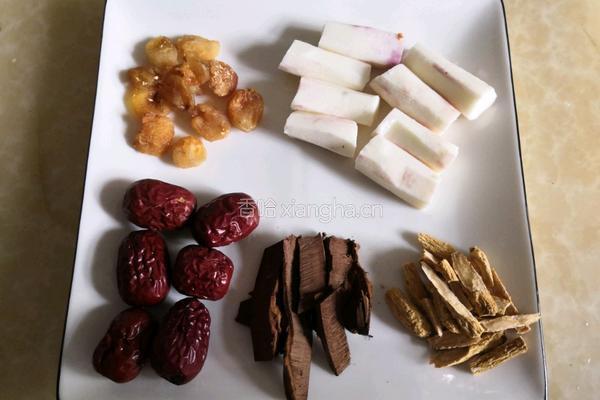 五料炖鸡汤的做法图解2