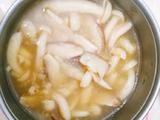 五分钟就能做好的菌菇汤 宝宝辅食营养食谱菜谱的做法[图]