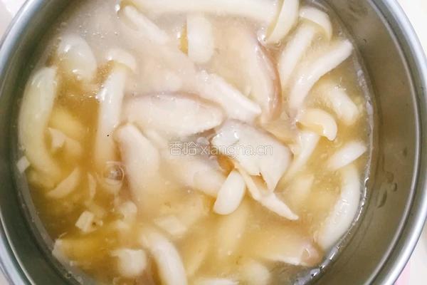 五分钟就能做好的菌菇汤 宝宝辅食营养食谱菜谱