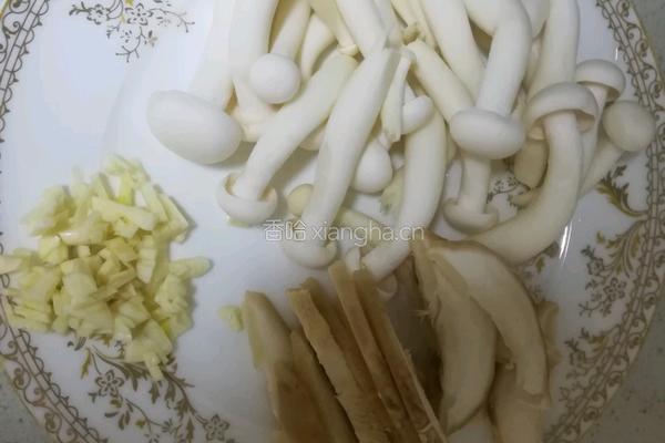 五分钟就能做好的菌菇汤 宝宝辅食营养食谱菜谱的做法图解1