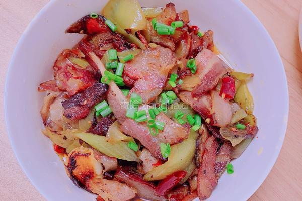 家常腊肉炒莴笋的做法图解10