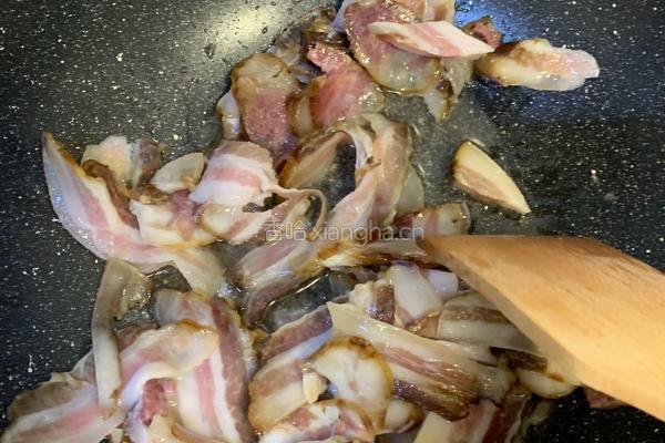 家常腊肉炒莴笋的做法图解4