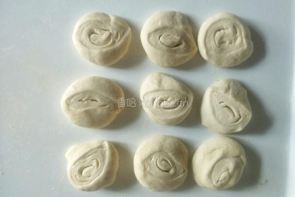 香喷喷的豆沙馅儿饼的做法图解12