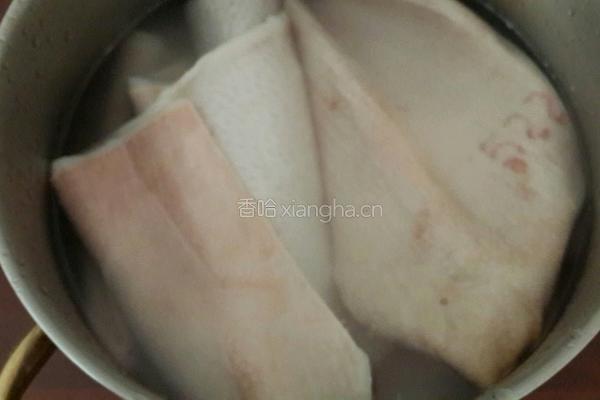 自制皮冻的做法图解1