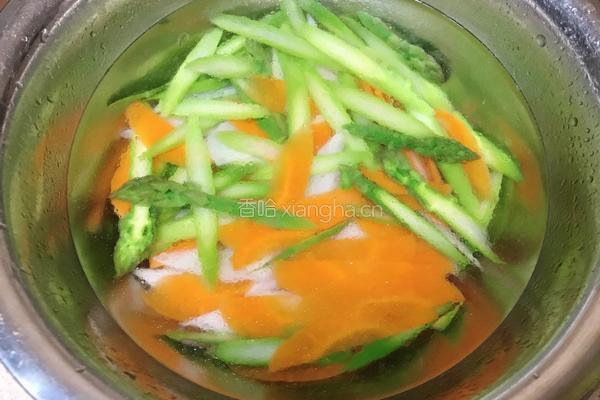 芦笋胡萝卜炒山药的做法图解5