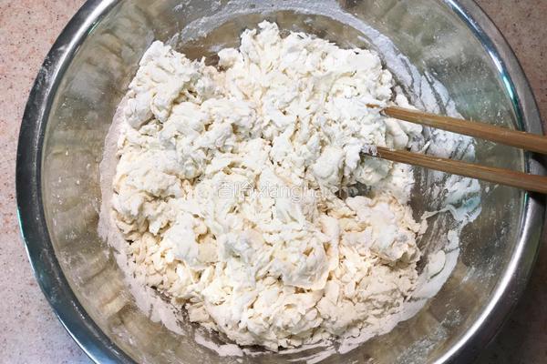 芹菜鲜肉饺的做法图解2