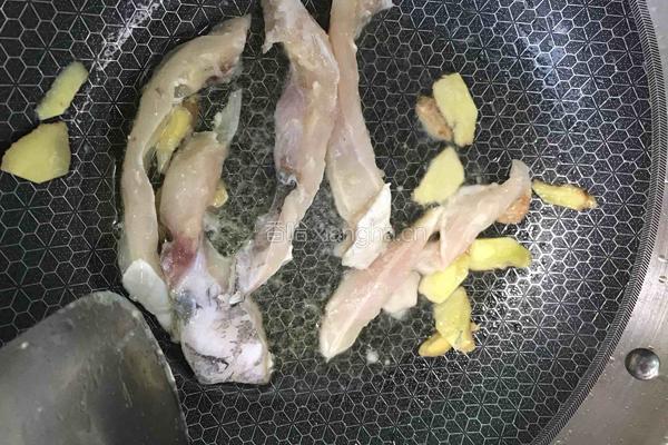酸笋鱼的做法图解3