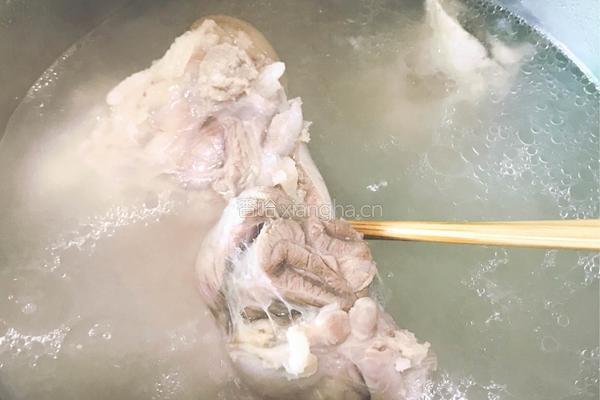 白切蹄膀的做法图解7