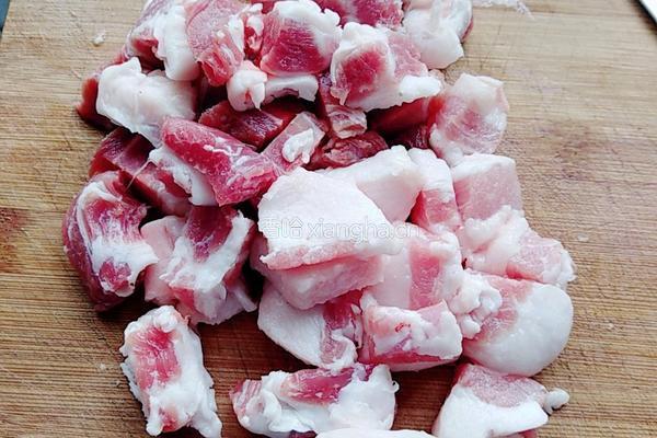 粉蒸肉的做法图解2