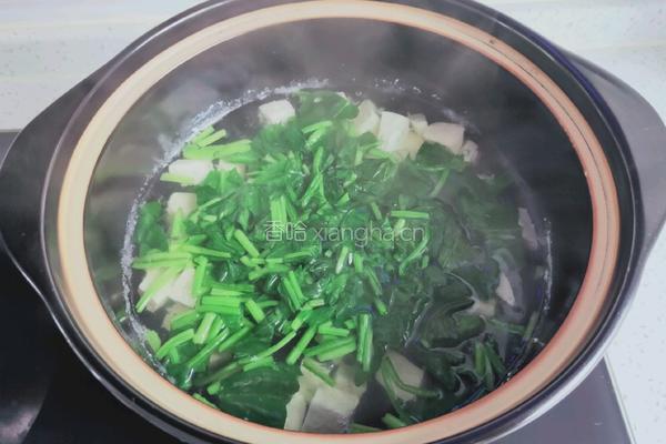 菠菜豆腐汤的做法图解6