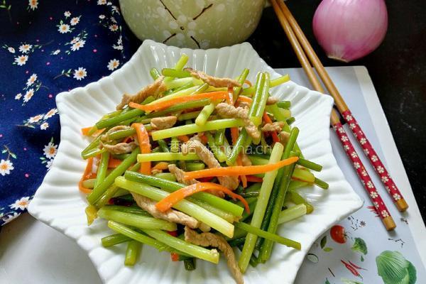 蒜薹炒肉丝的做法图解10