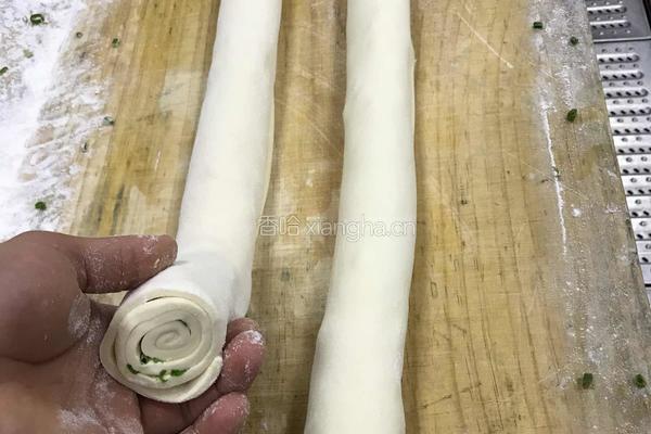 葱油饼的做法图解5