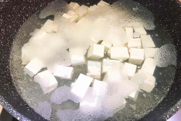 韭菜豆腐的做法图解5