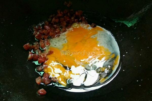 腊肠蛋炒饭的做法图解6