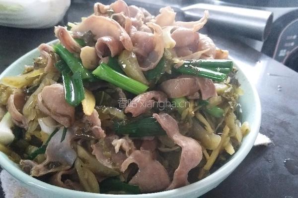 酸菜肥肠的做法图解13