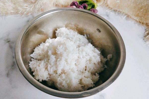 香煎芝麻饭团的做法图解2