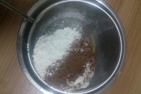 可可戚风蛋糕的做法图解3