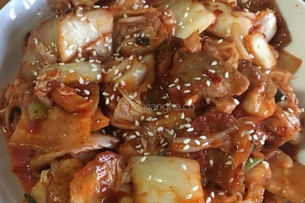 五花肉炒辣白菜