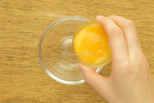 12-18个月辅食：蛋黄南瓜片的做法图解7