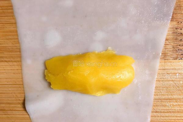 迷你奶黄春卷的做法图解3