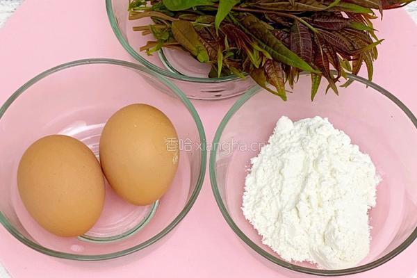 宝宝辅食香椿鸡蛋饼的做法图解1