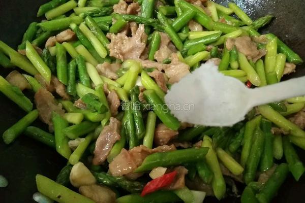 芦笋炒肉片的做法图解8