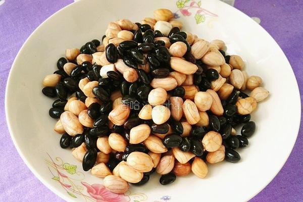 黑豆花生海带水瓜鸡汤的做法图解4
