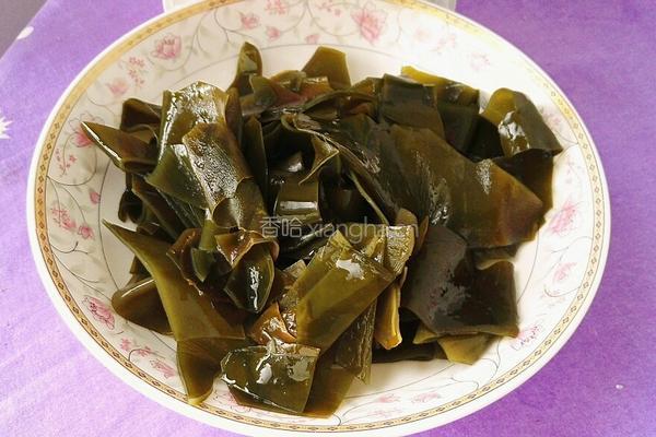 黑豆花生海带水瓜鸡汤的做法图解5