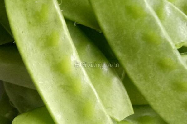 荷兰豆拌双耳的做法图解1